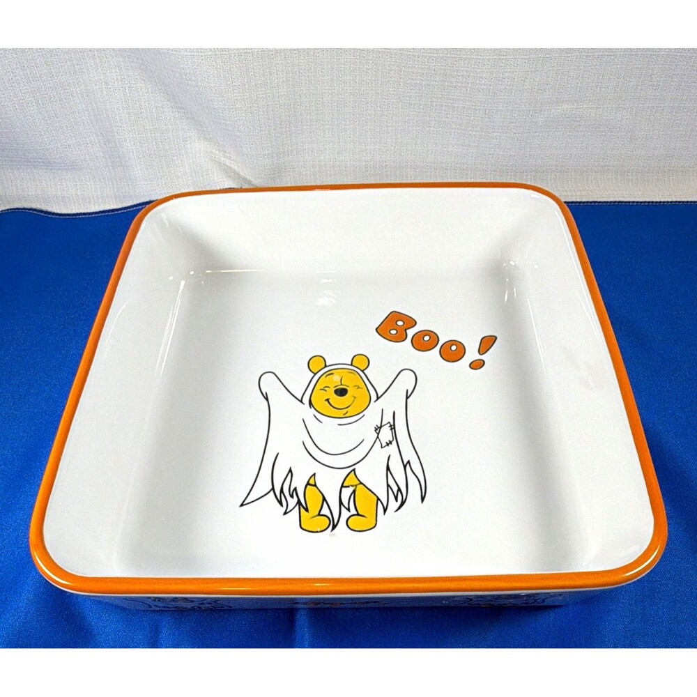 Disney Winnie the Pooh Halloween Boo 9x9 Square Ceramic Baking Dish Zrike Brands